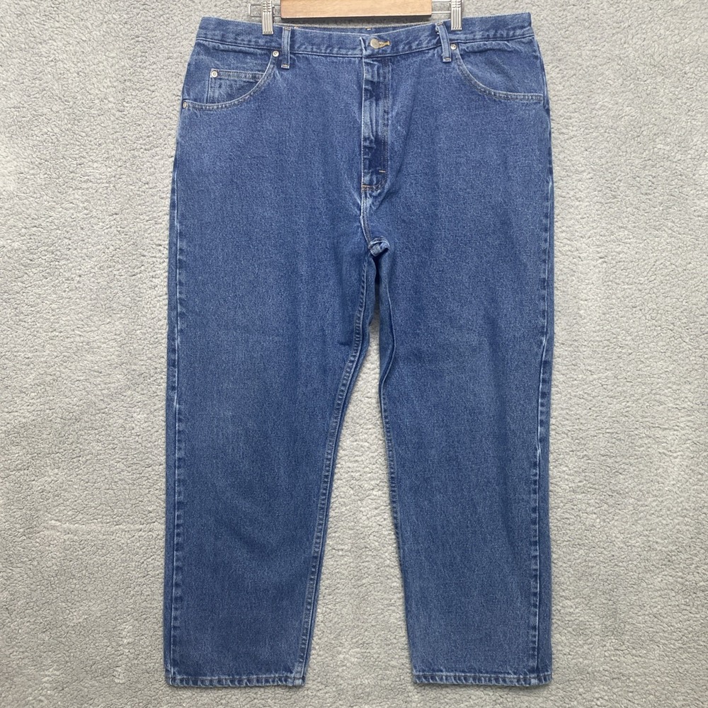 Wrangler Jeans Men 42x30 Blue Denim Relaxed Fit 100% Cotton Straight Med Wash